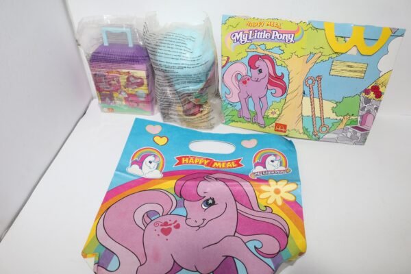 My little pony vintage Μικρο μου πονυ σφραγισμενα παιχνιδια μαζι με τη σακουλα και το κουτακι mc donald happy meal ΤΙΜΗ 15 Ευρω ολα μαζι